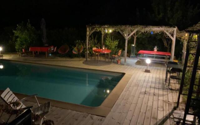 chambre double avec salle de bain privée