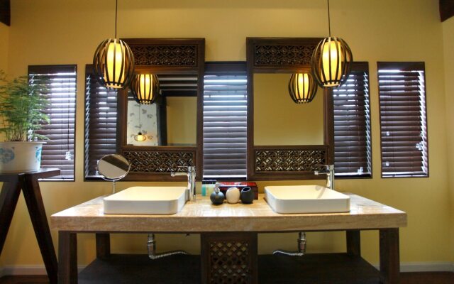 Lijiang Guiyuantianju Inn