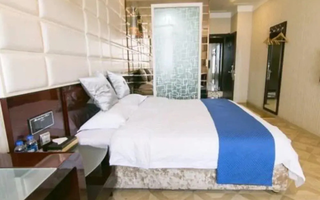 Bindao Holiday Inn(Tanggu Commercial Center Store, Binhai New Area)