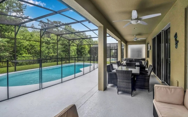 498mb 8 Bedroom Villa by Redawning