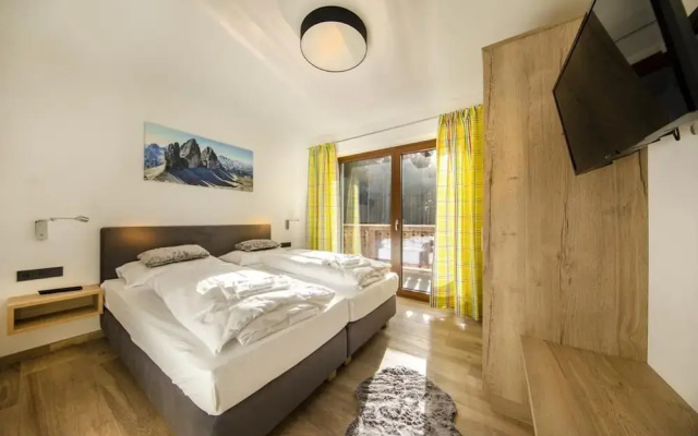 Luxury Alpine Chalet in Neukirchen