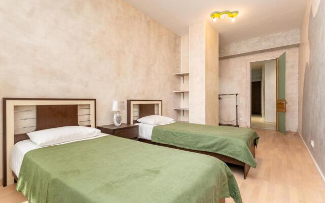 Luxury 4 Bedroom Apartment