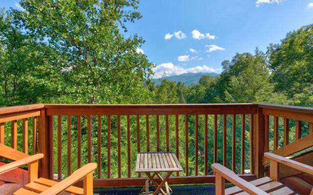 The Moose is Loose, 4 Bedrooms, Mountain View, Hot Tub, Sleeps 10