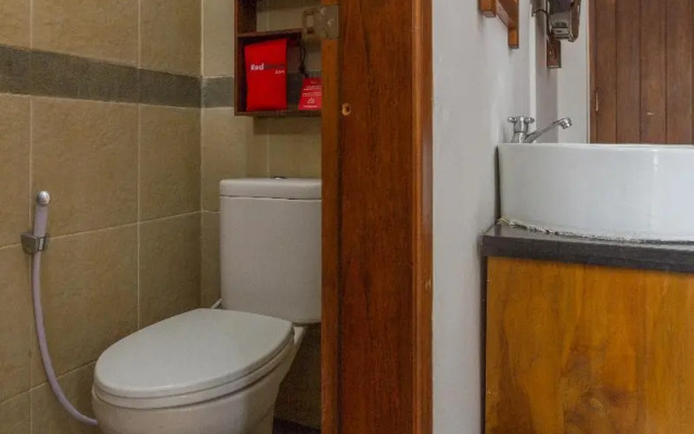 Reddoorz Dago Asri 3