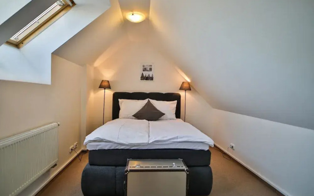 Wenceslas Square Duplex by easyBNB
