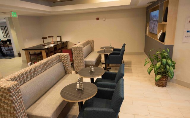 Holiday Inn Express Hotel & Suites West Coxsackie, an IHG Hotel