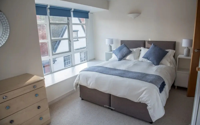 Toothbrush Apartments - Central Ipswich
