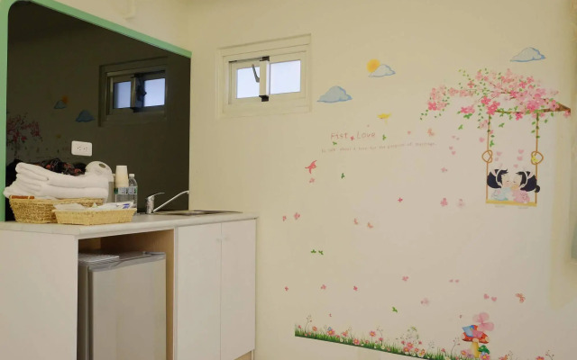 Mimi's house