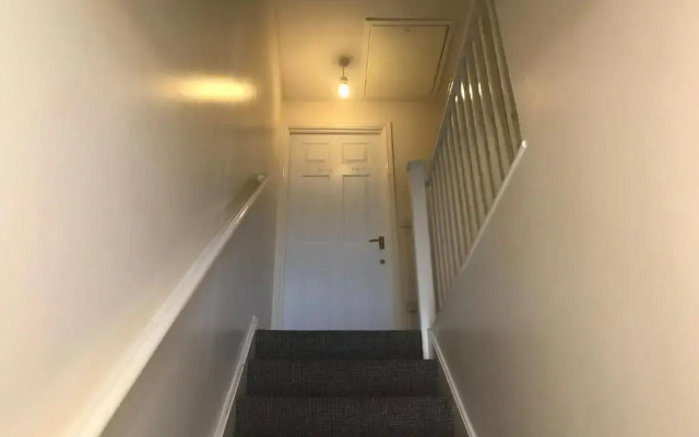 WHOLE HOUSE 3bedroom New Build 36 Nottingham