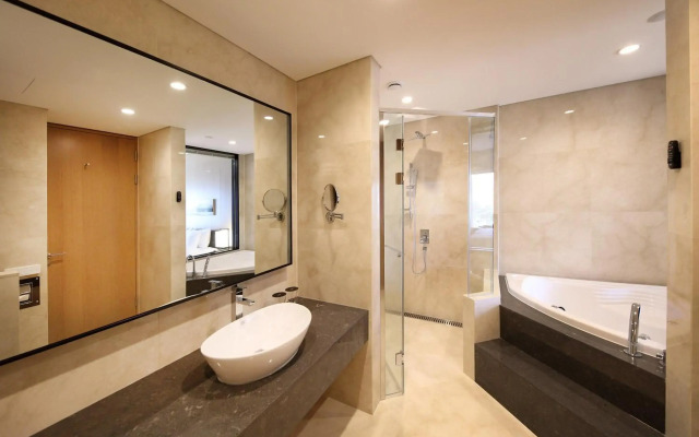 Midas Hotel & Resort