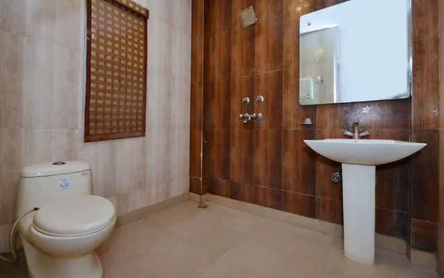 Hotel Blue Pearl Noida