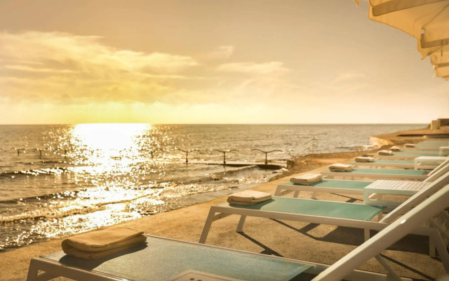 Rivalmare Boutique Hotel