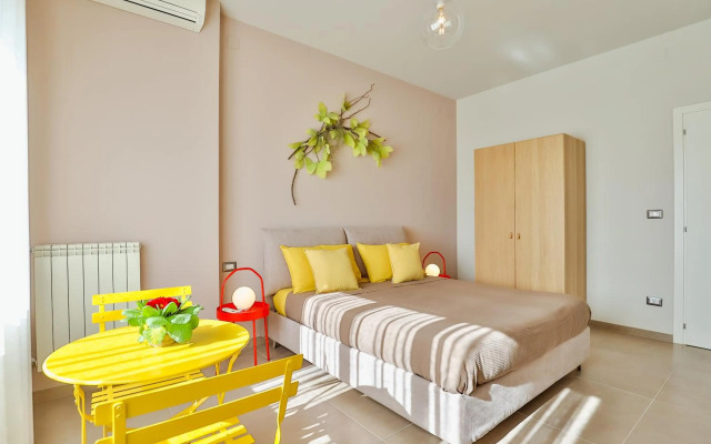 Neapolitan Skyscraper Apartment