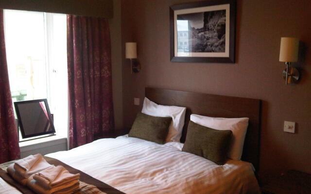 The Wellington Hotel by Greene King Inns