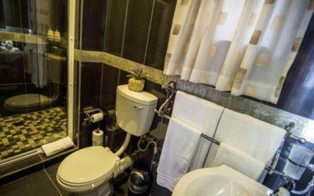 Wild fig accommodation