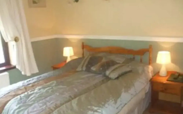 Perrymount Country Home Bed & Breakfast