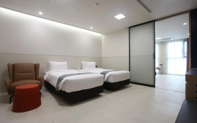 Hotel Skypark Daejeon 1