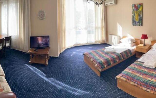 Rotasar Hotel