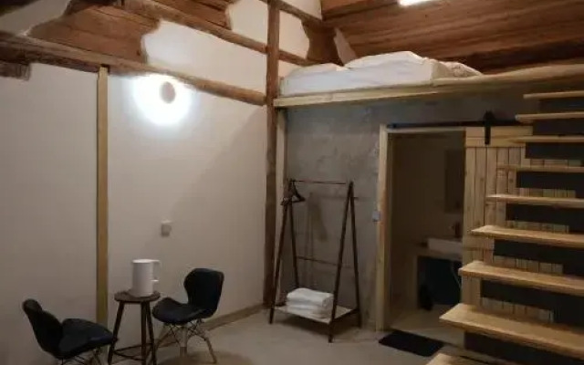 Dali Ancient Town Zhijue No.205 Guesthouse