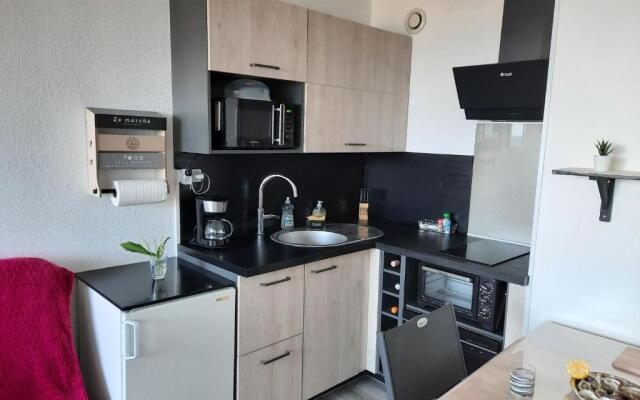 Vue superbe sur l'océan, studio et stationnement