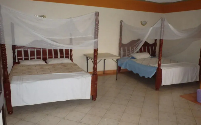 Shield Park Villa Hotel