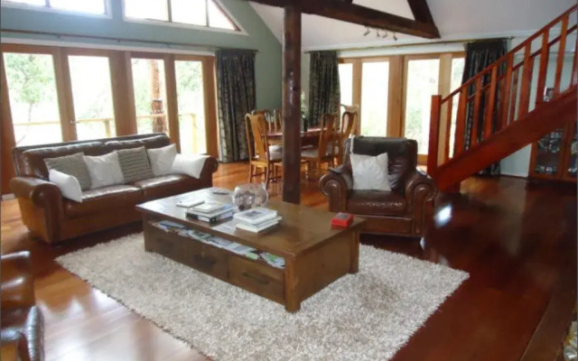 Bickley Valley Retreat Bed and Breakfast