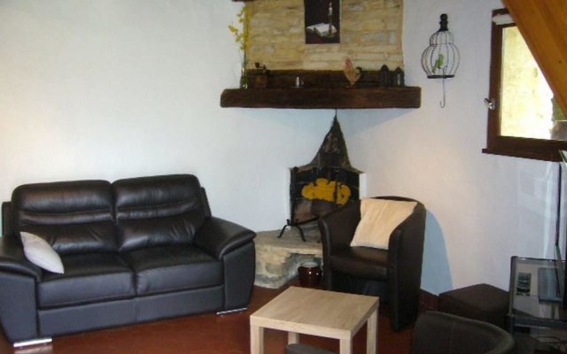 House With 2 Bedrooms in Salviac, With Pool Access, Furnished Garden a