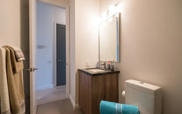 QuickStay - Luxury in Yorkville (Yonge & Bloor)