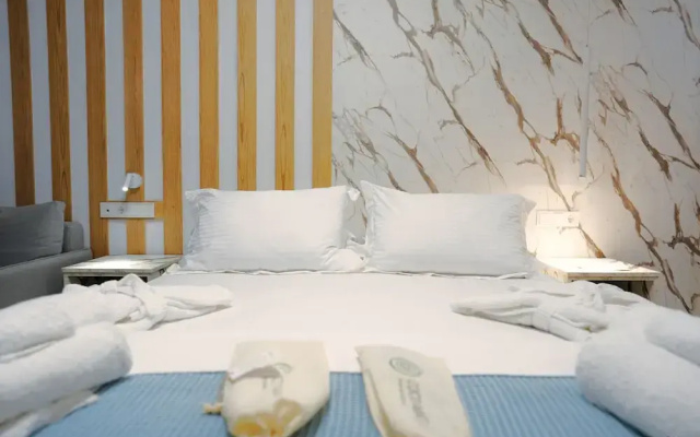 Electra Suites
