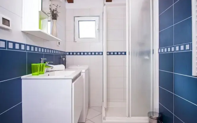 RM Apartments