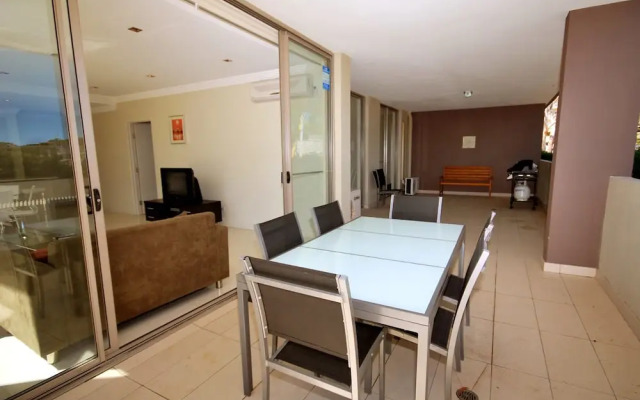 Shoal Bay Road, Aura Apartments, Unit 06, 59