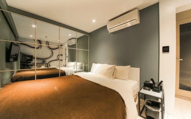 Hotel Blanc in Gwacheon