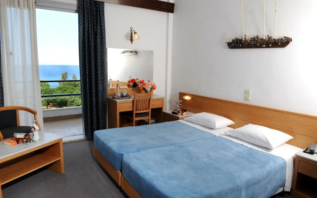 Delfinia Hotel & Bungalows