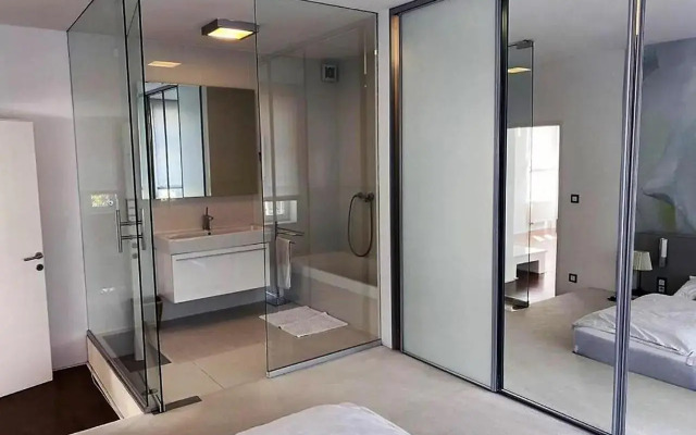 Luxusný 118m2 Apartmán s Krbom v Centre Nitry
