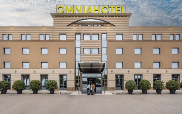 Omnia Hotel Noventa