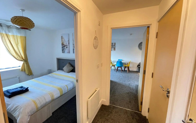 Grand Central Apartments, Centro