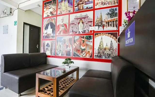 Fabhotel Lily Grand