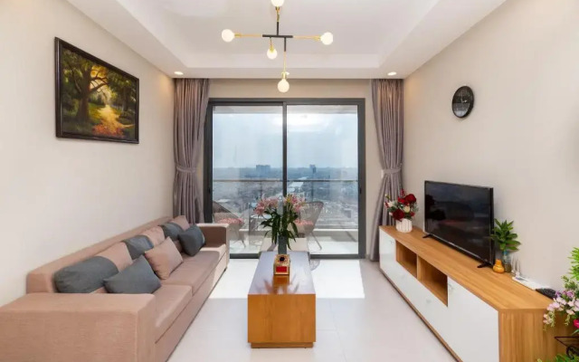 Gold View APT1/2bed/2bath/free pool and Gym