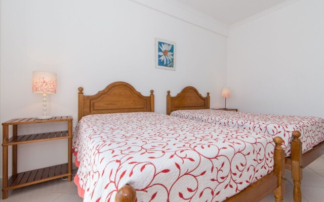 T1 Wifi, Balcony With Bbq, air Con. 8min Walk From the "marginal of Cabanas"