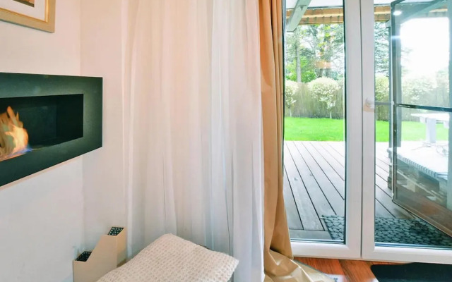 Spacious Holiday Apartment With Sauna, Kolobrzeg