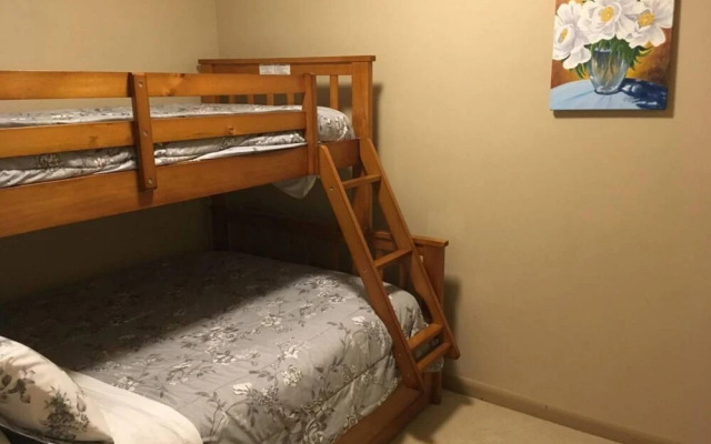 Tranquil Apartment Overlooking Creek #244