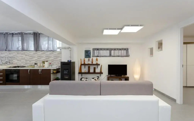 Etna Apartment Titani