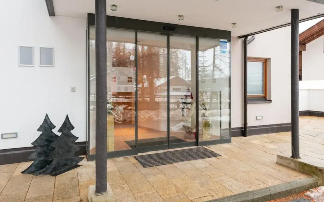Mountain-view Apartment With Infrared Sauna