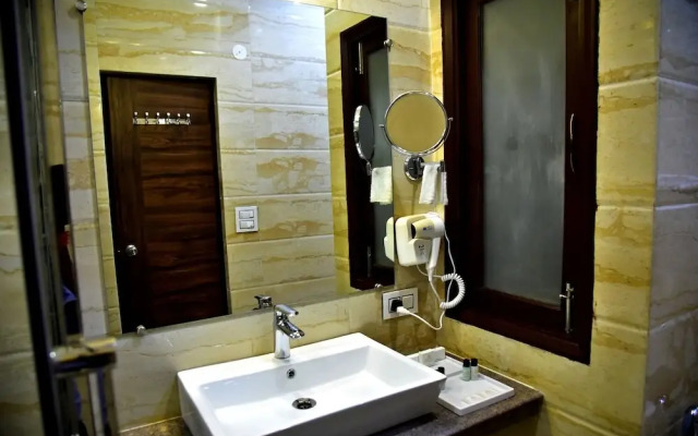 Hotel Arsh Palace