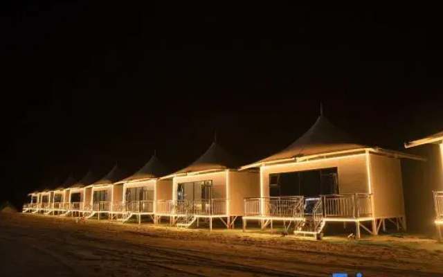 Shazhihai Desert Star Camp