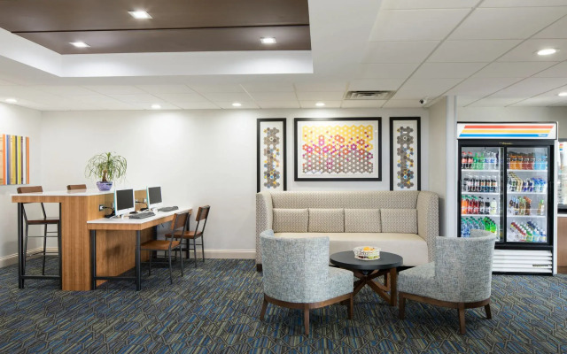 Holiday Inn Express Louisville Northeast by IHG