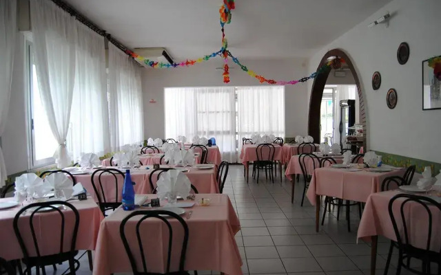 Hotel Trevi