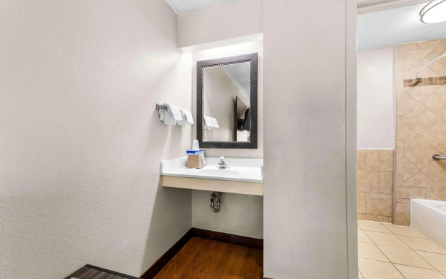 Motel 6 Charlotte NC Airport