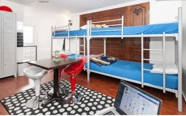 Manon Hostel Galata