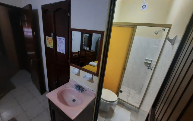 Hotel Garcias Suites